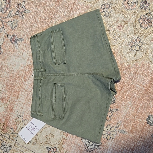 Vanilla Star Olive Green Zip Cargo Shorts 2.5" Inseam - Size 7 Junior - Picture 2 of 10
